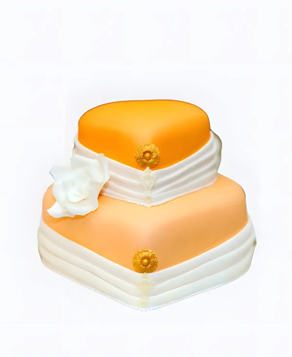 Изящный трендовый торт с белым цветком на свадьбу Изящный трендовый торт с белым цветком на свадьбу Фото