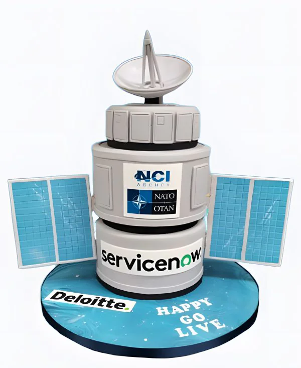 Корпоративный торт Космический Фото