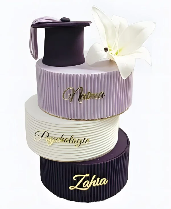 Корпоративный торт с лилией Фото