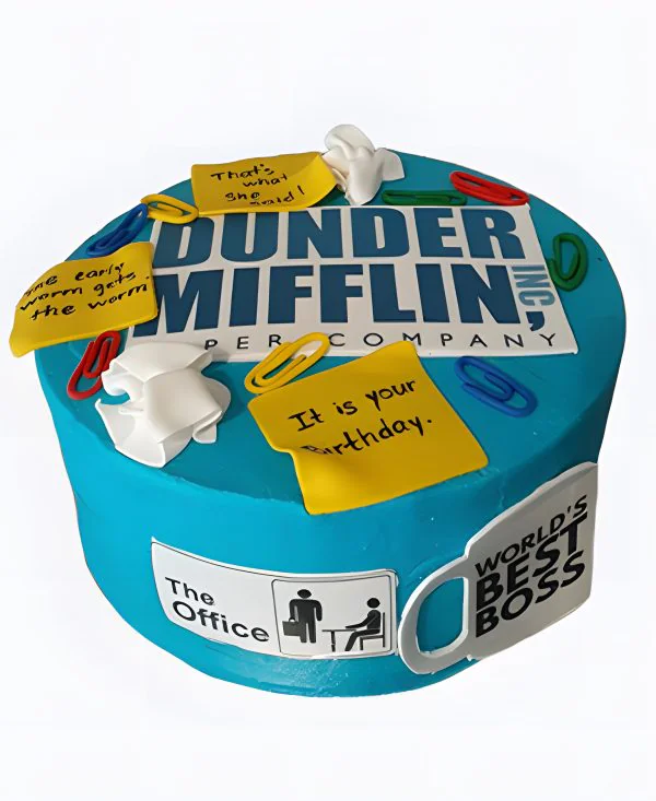 Корпоративный торт с надписями и скрепками Фото