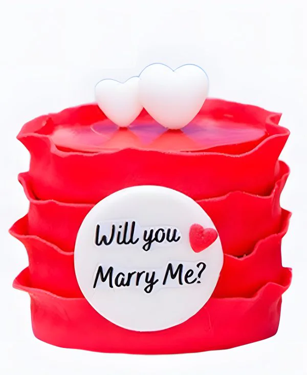 Красный торт с сердечками на сватовство Красный торт с сердечками на сватовство Фото