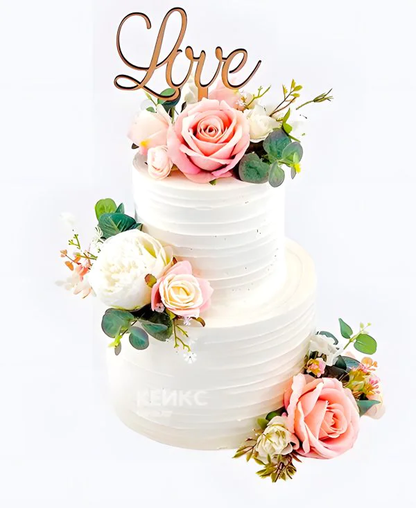 Кремовый свадебный торт Любовь розы на ярусах Кремовый свадебный торт Любовь розы на ярусах Фото