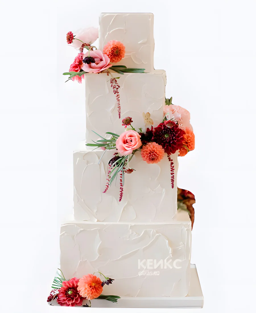 Квадратный свадебный торт белый с яркими цветами Квадратный свадебный торт белый с яркими цветами Фото
