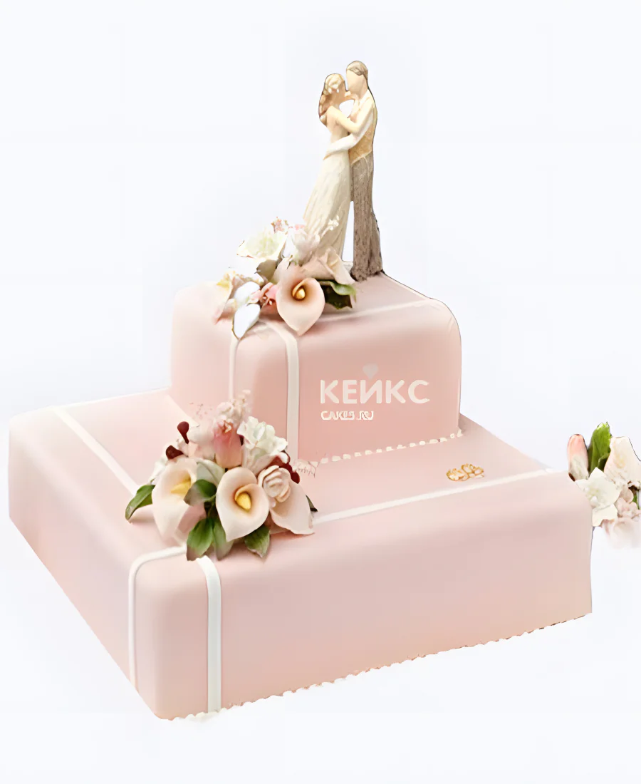 Квадратный свадебный торт с фигурками молодожен и каллами Квадратный свадебный торт с фигурками молодожен и каллами Фото