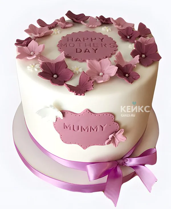 Мастичный торт на день матери с бабочками Мастичный торт на день матери с бабочками Фото