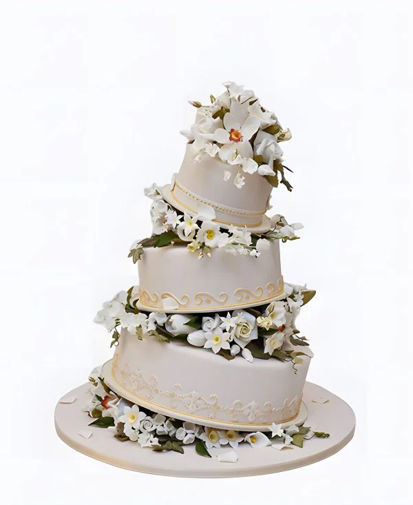 Необычный трендовый торт с мастичными цветами на свадьбу Необычный трендовый торт с мастичными цветами на свадьбу Фото