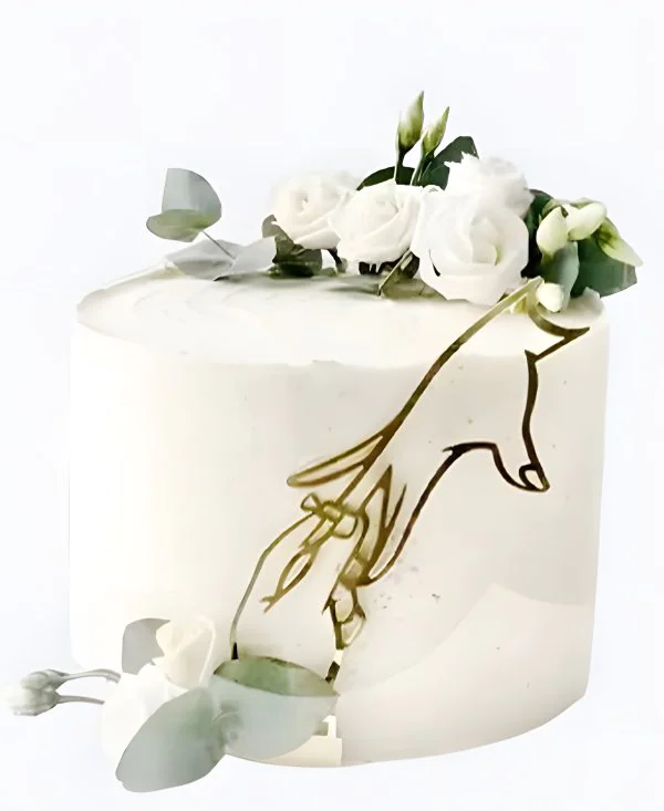 Нежный торт на сватовство с цветами Нежный торт на сватовство с цветами Фото