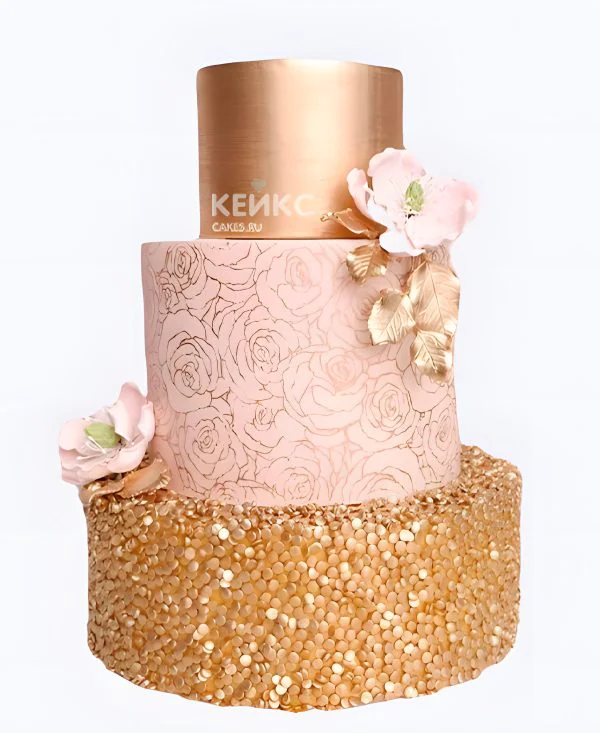 Розовый свадебный торт с узорами цветами и золотыми пайетками Фото