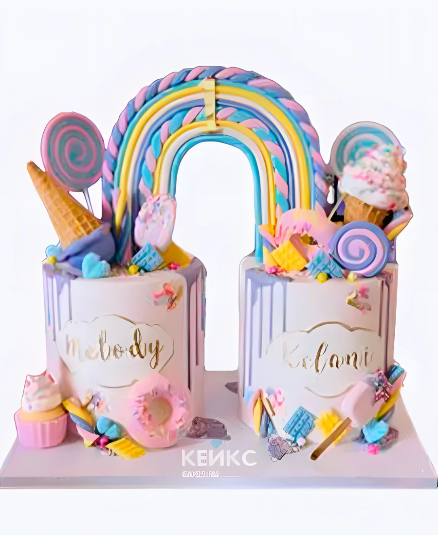 Сладкие тортики для двух прекрасных девочек Фото