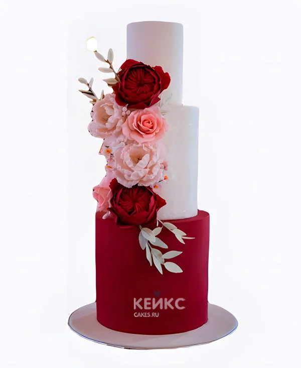 Свадебный красный торт с розами Свадебный красный торт с розами Фото