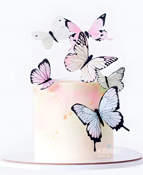 Свадебный торт с бабочками Легкость Фото