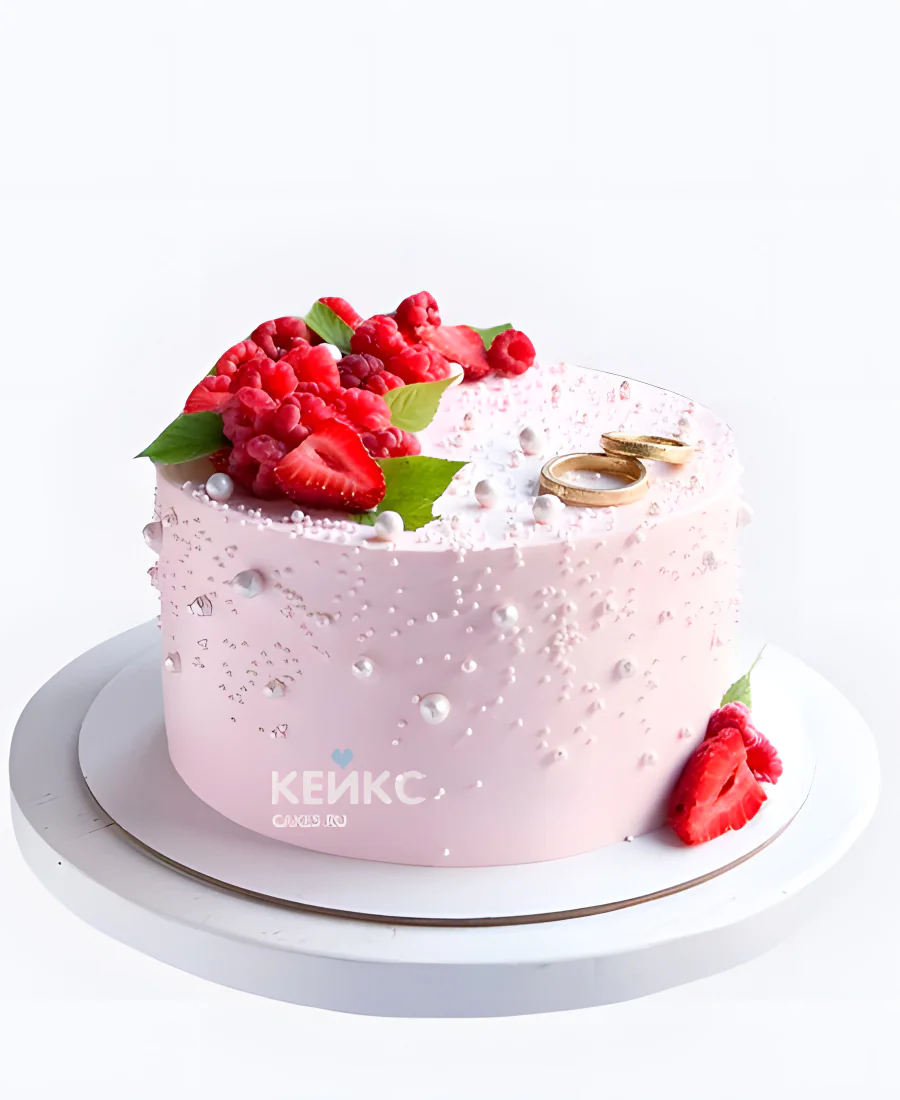 Свадебный торт с кольцами и ягодами Свадебный торт с кольцами и ягодами Фото
