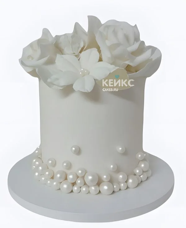 Свадебный торт с жемчугом Белые цветы Фото