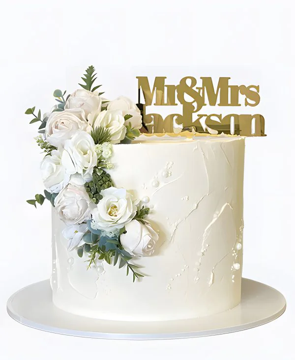 Свадебный торт Роскошная классика Фото