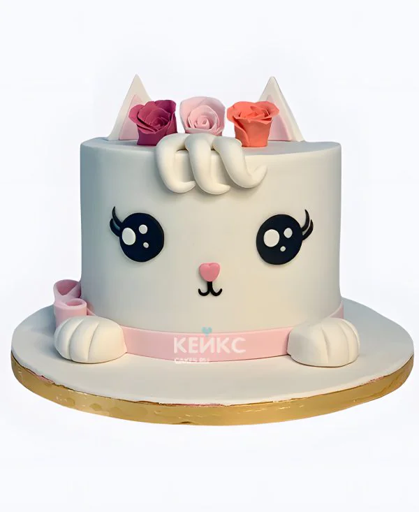 Торт девочке с розами и мордочкой котика Торт девочке с розами и мордочкой котика Фото
