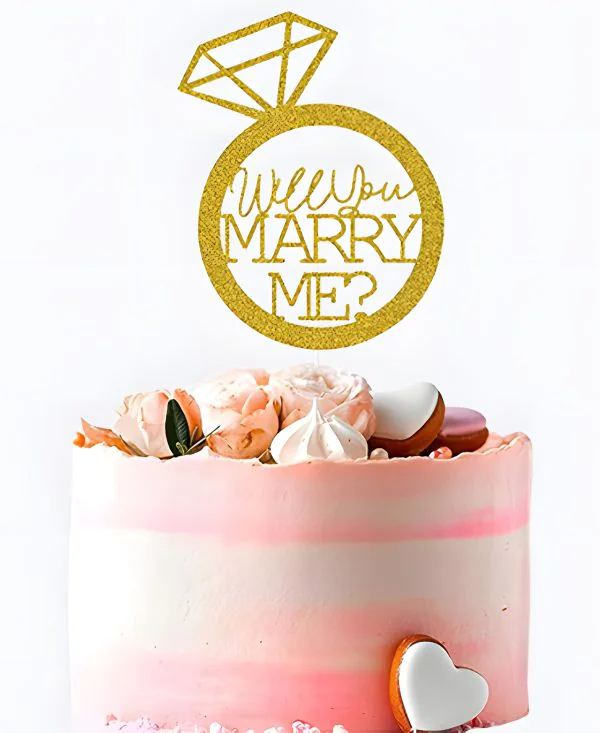 Торт на сватовство с пряничными сердечками Торт на сватовство с пряничными сердечками Фото