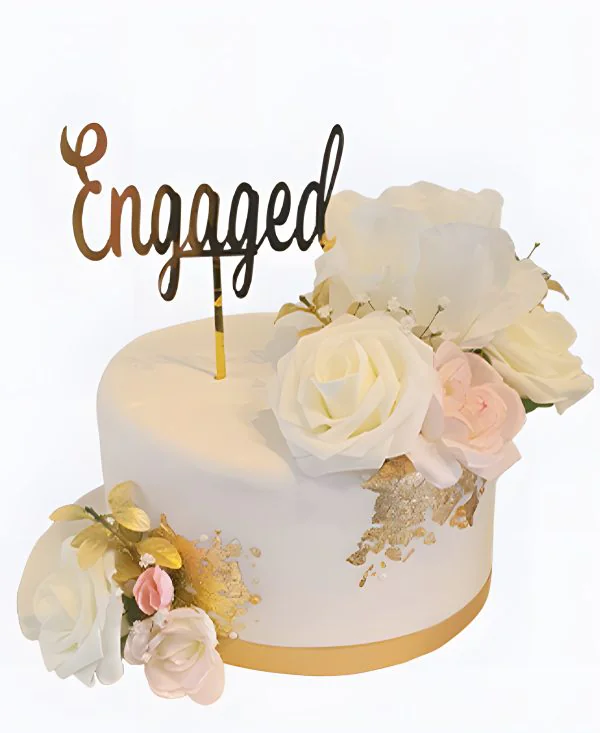 Торт на сватовство с розами и золотом Торт на сватовство с розами и золотом Фото