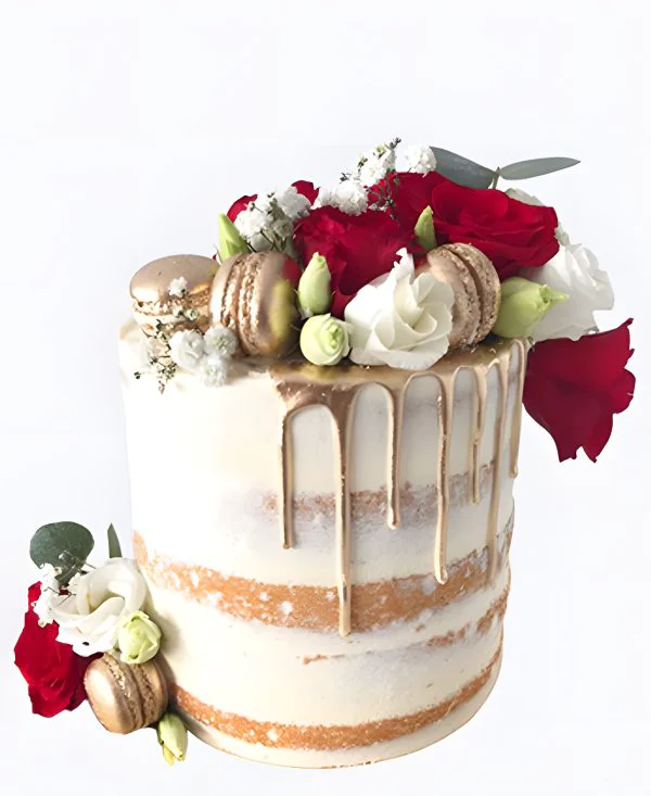 Торт с цветами и золотой глазурью на сватовство Торт с цветами и золотой глазурью на сватовство Фото