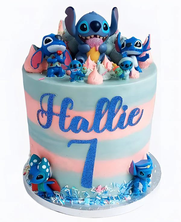 Торт с фигурками Стичей Фото