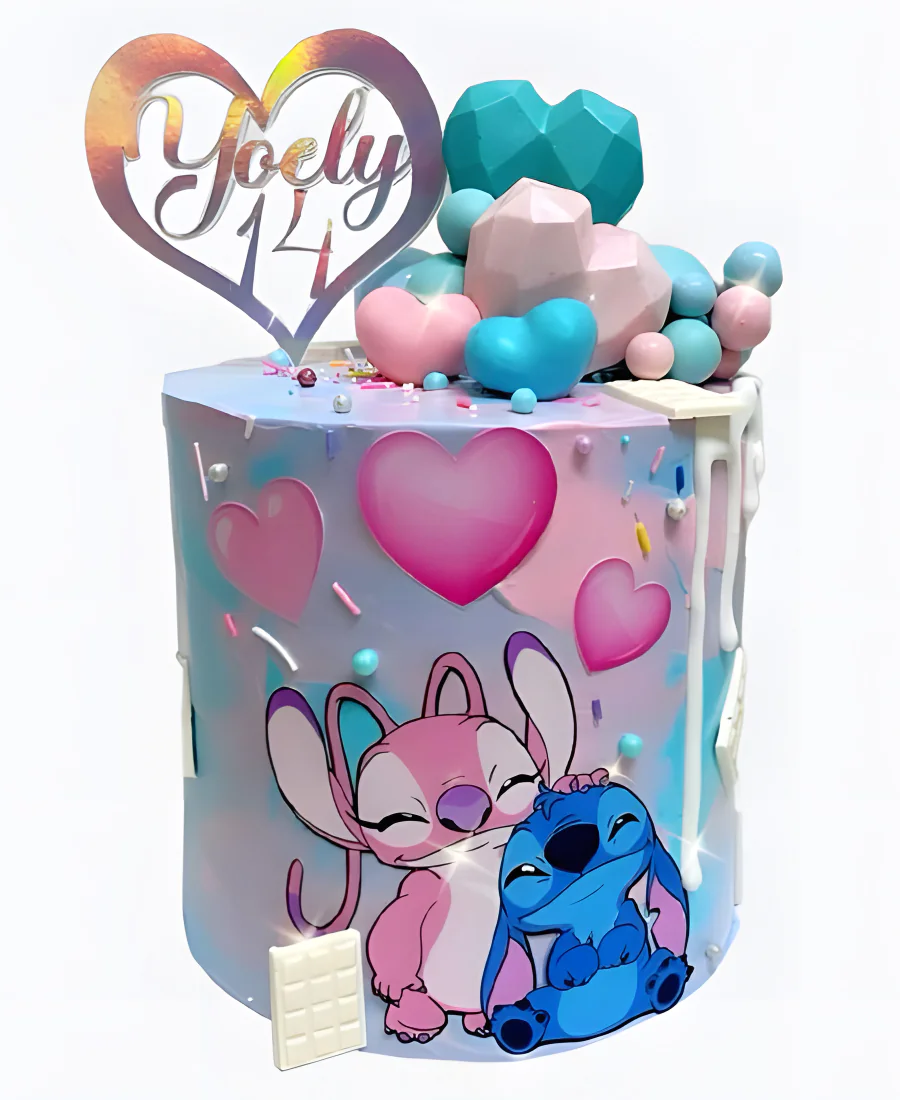 Торт с объемными сердечками Торт с объемными сердечками Фото