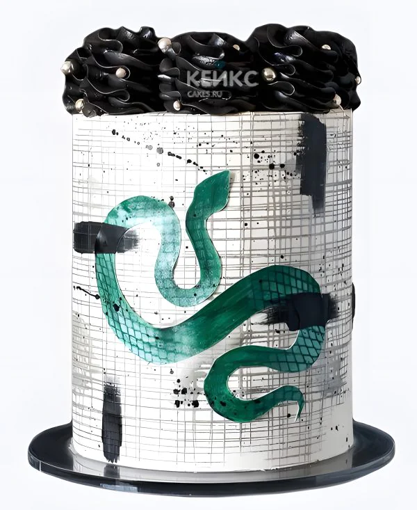 Торт змея с черным кремом Фото