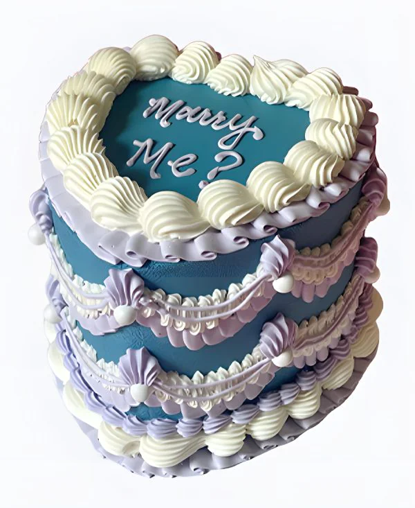 Торт в виде сердца на сватовство Торт в виде сердца на сватовство Фото