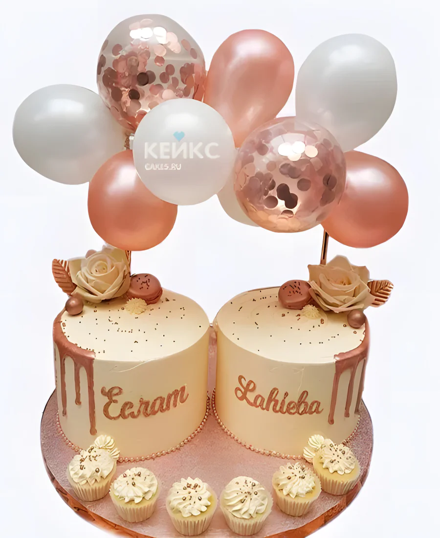 Тортики с розочками и шариками для двойняшек Фото