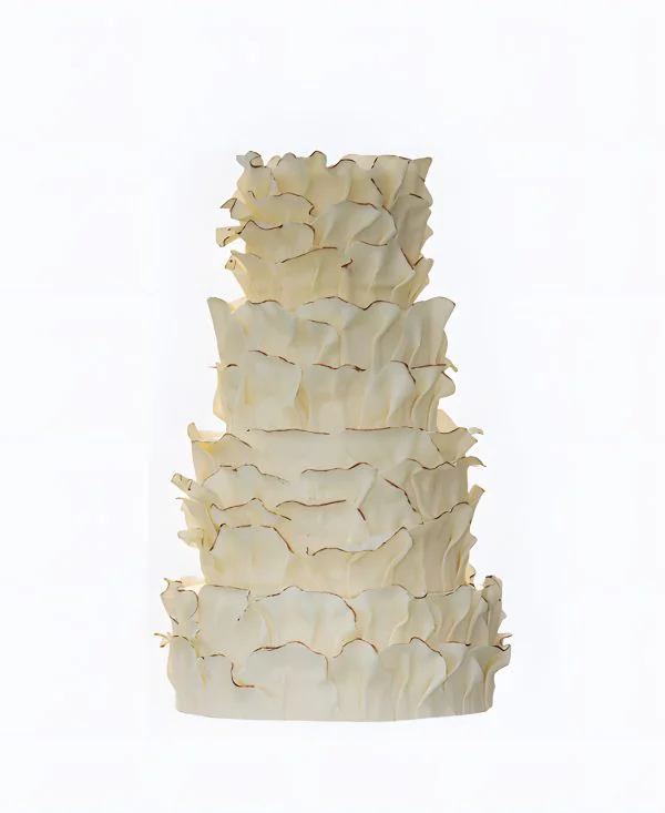 Трендовый эксклюзивный торт на свадьбу с необычным декором Трендовый эксклюзивный торт на свадьбу с необычным декором Фото