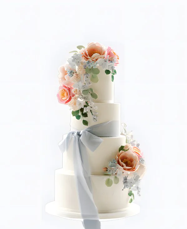 Трендовый торт на свадьбу с бантом и цветами Трендовый торт на свадьбу с бантом и цветами Фото