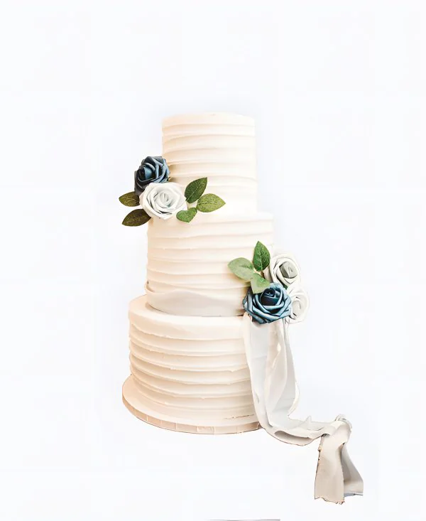 Трендовый торт на свадьбу с синими розами Трендовый торт на свадьбу с синими розами Фото