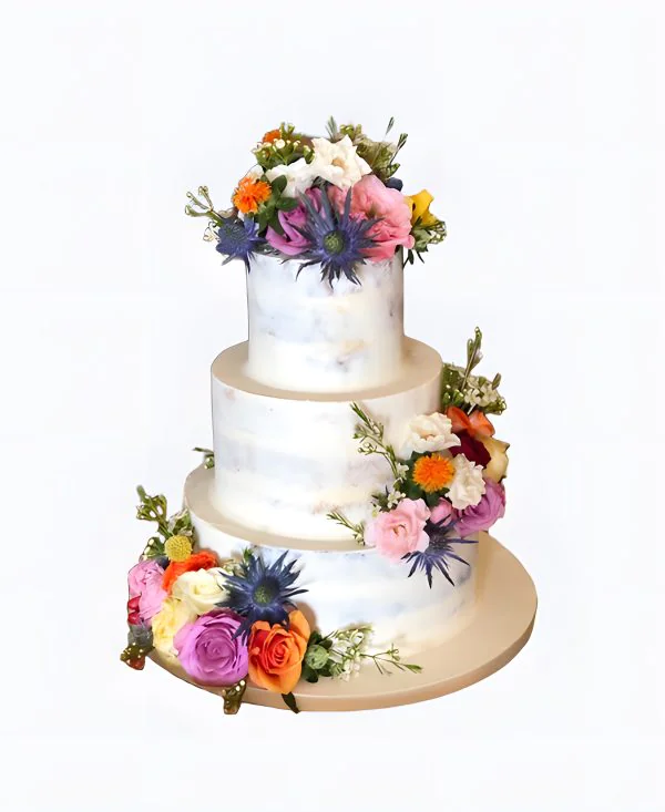 Трендовый торт на свадьбу с яркой цветочной композицией Трендовый торт на свадьбу с яркой цветочной композицией Фото
