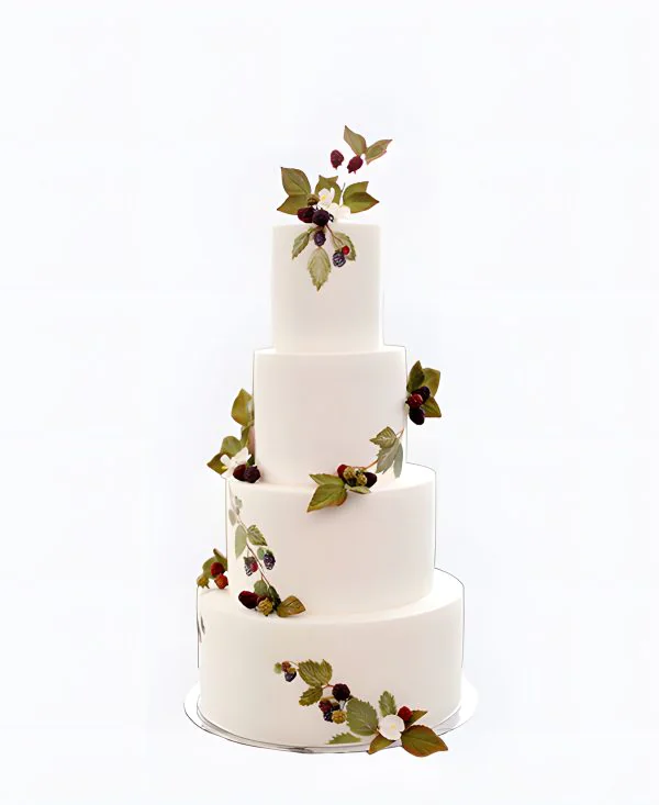 Трендовый торт с ежевикой на свадьбу Трендовый торт с ежевикой на свадьбу Фото