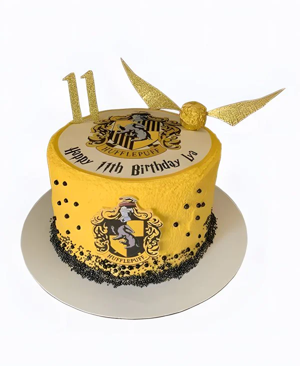 Желтый детский тортик на 11 лет по Гарри Поттеру Пуффендуй Желтый детский тортик на 11 лет по Гарри Поттеру Пуффендуй Фото