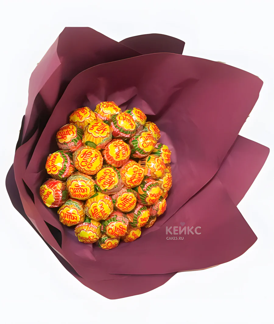 Букет из чупа чупсов с фиолетовой бумагой Фото