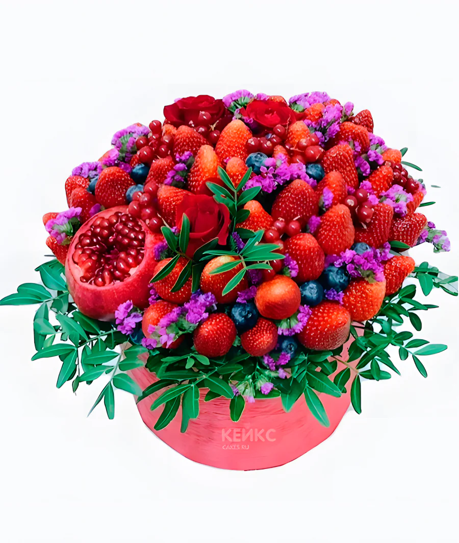 Букет с фруктами и клубникой Фото
