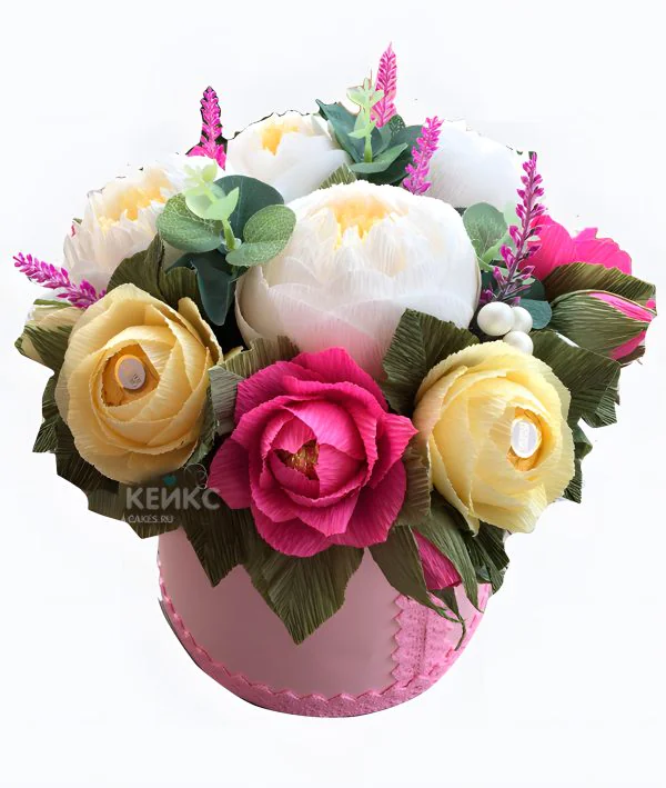 Букет с конфетами в коробке 2 Фото