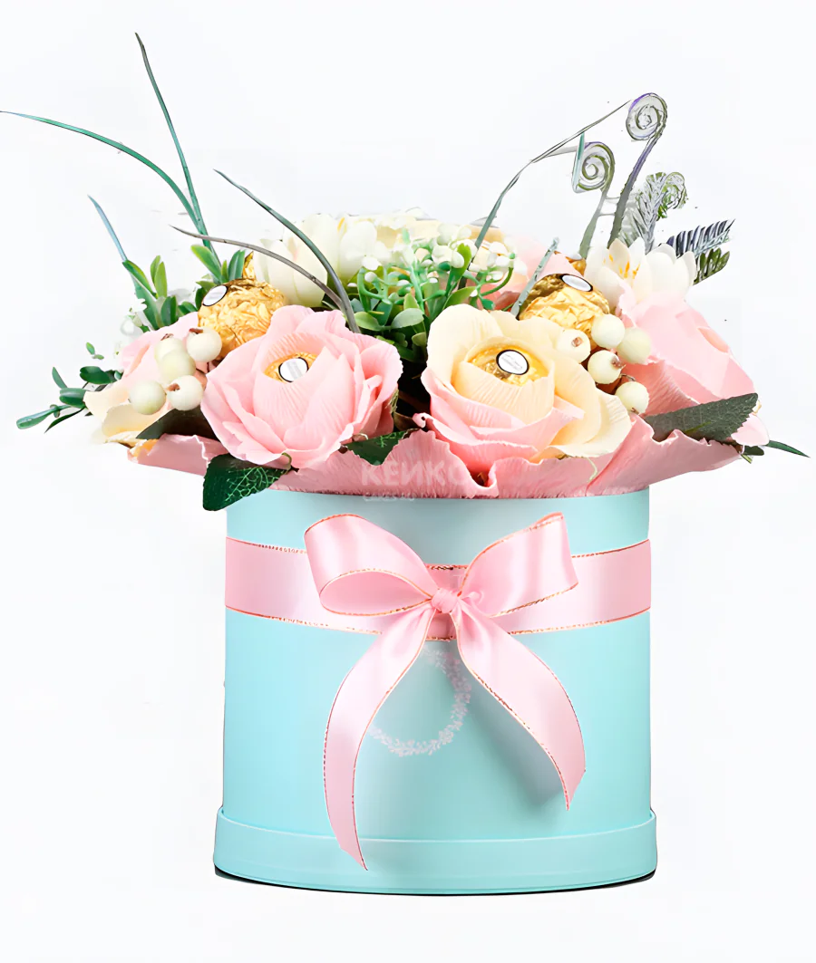 Букет с конфетами в коробке 3 Фото