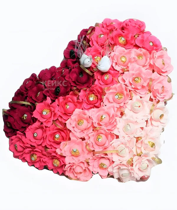 Букет с конфетами в виде сердца 3 Фото