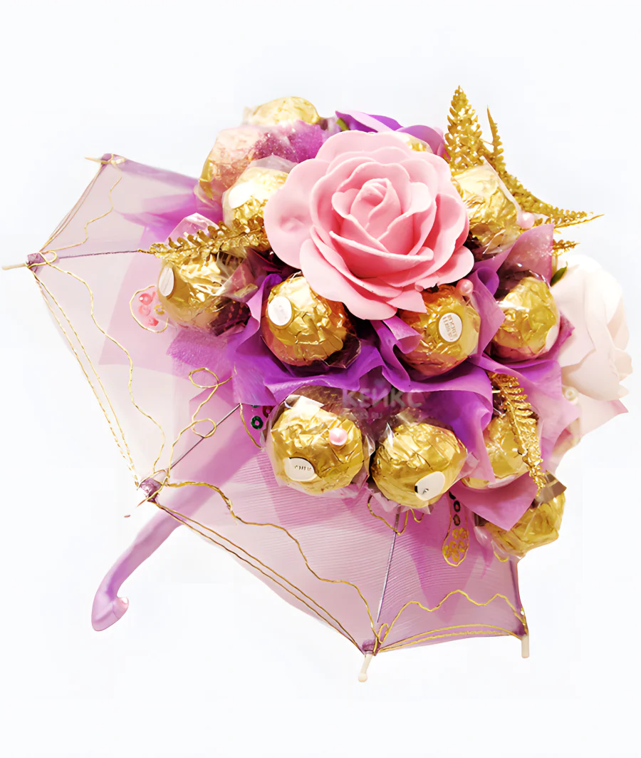 Букет с конфетами в виде зонтика Фото