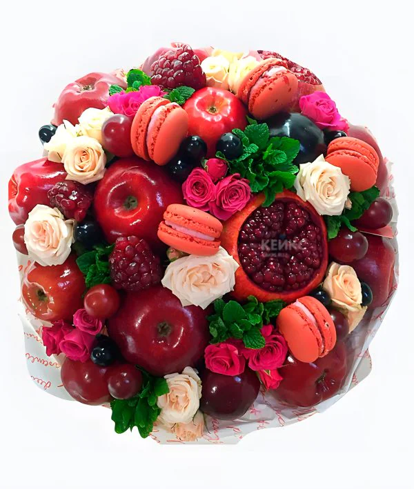 Букет с макаруни и фруктами Фото