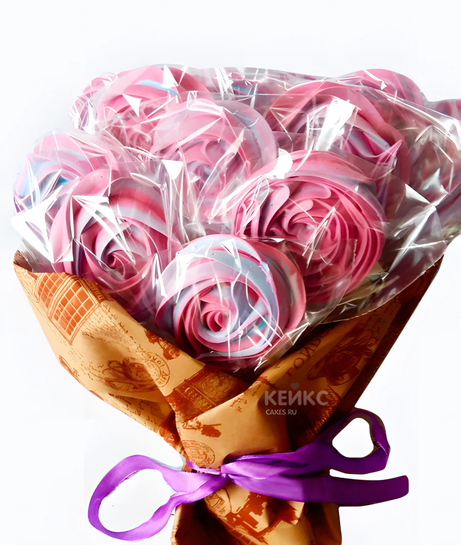 Букет с пирожными и безе Фото