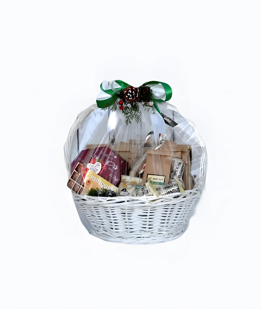 Корзина с конфетами и чаем 4 Фото