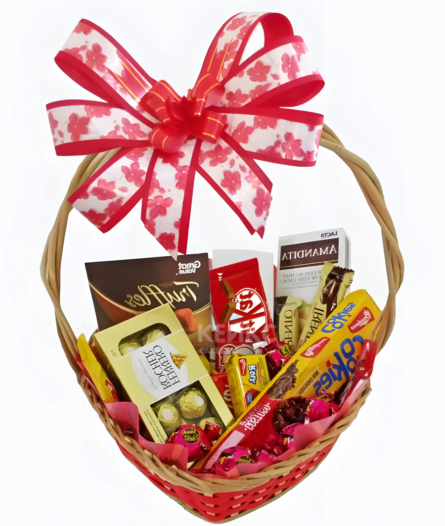 Корзина со сладостями на день рождения 3 Фото