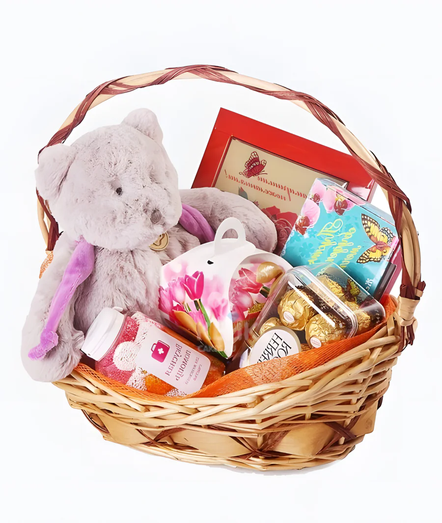 Корзина со сладостями на день рождения 5 Фото