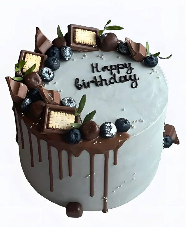 Торт для сына с шоколадом и ягодами Фото