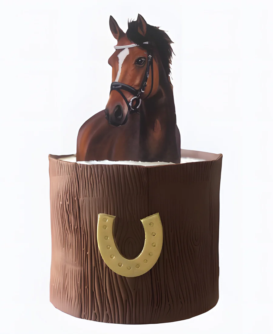 Торт Лошадь в стойле Фото