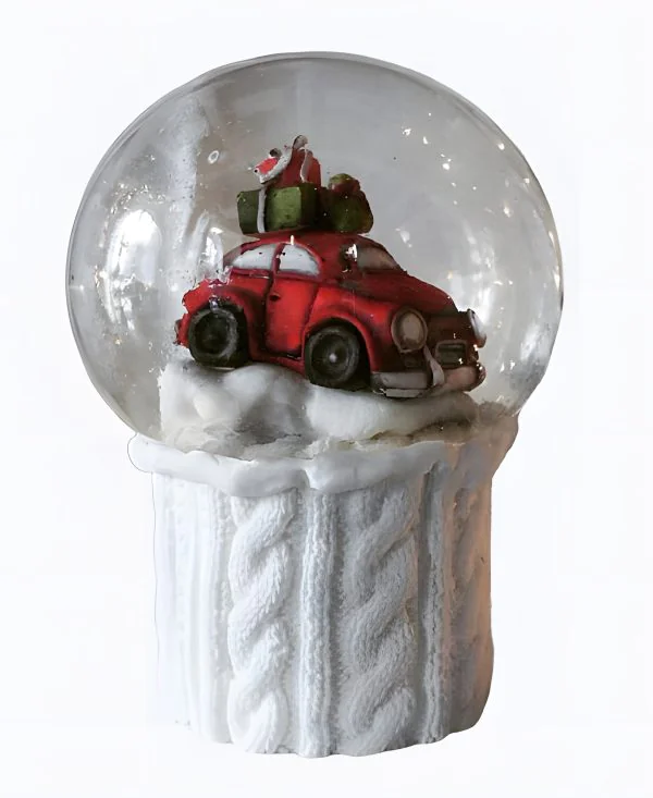 Торт Снежный шар с машинкой Фото