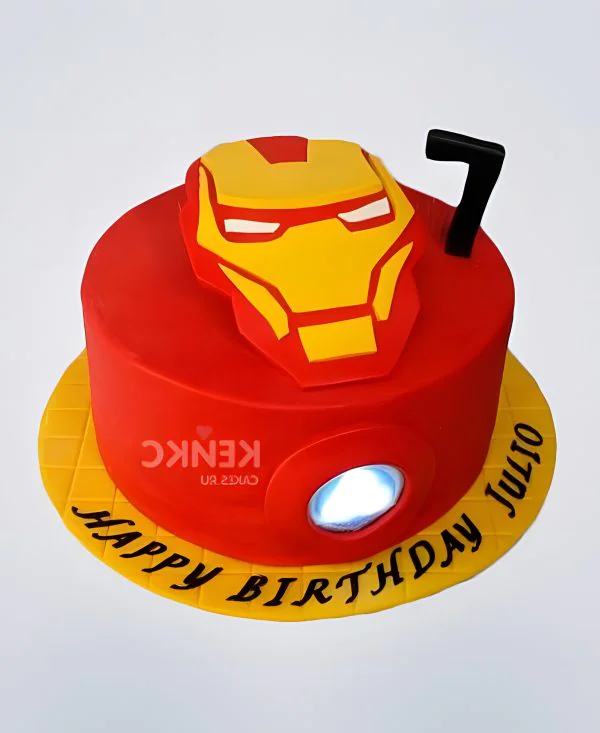 Торт Железный человек на 7 лет Фото