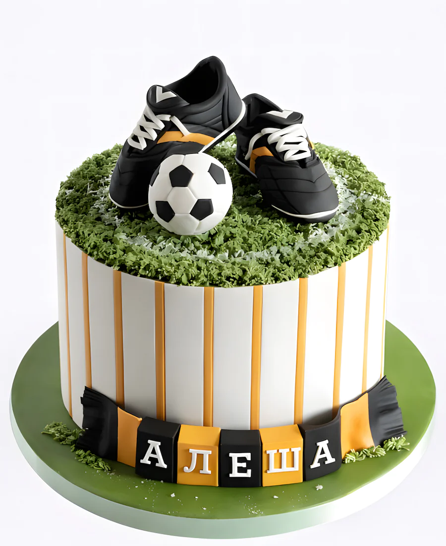 Торт на день рождения ребенку-футболисту Фото