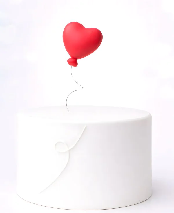 Нежный торт с сердцем Фото